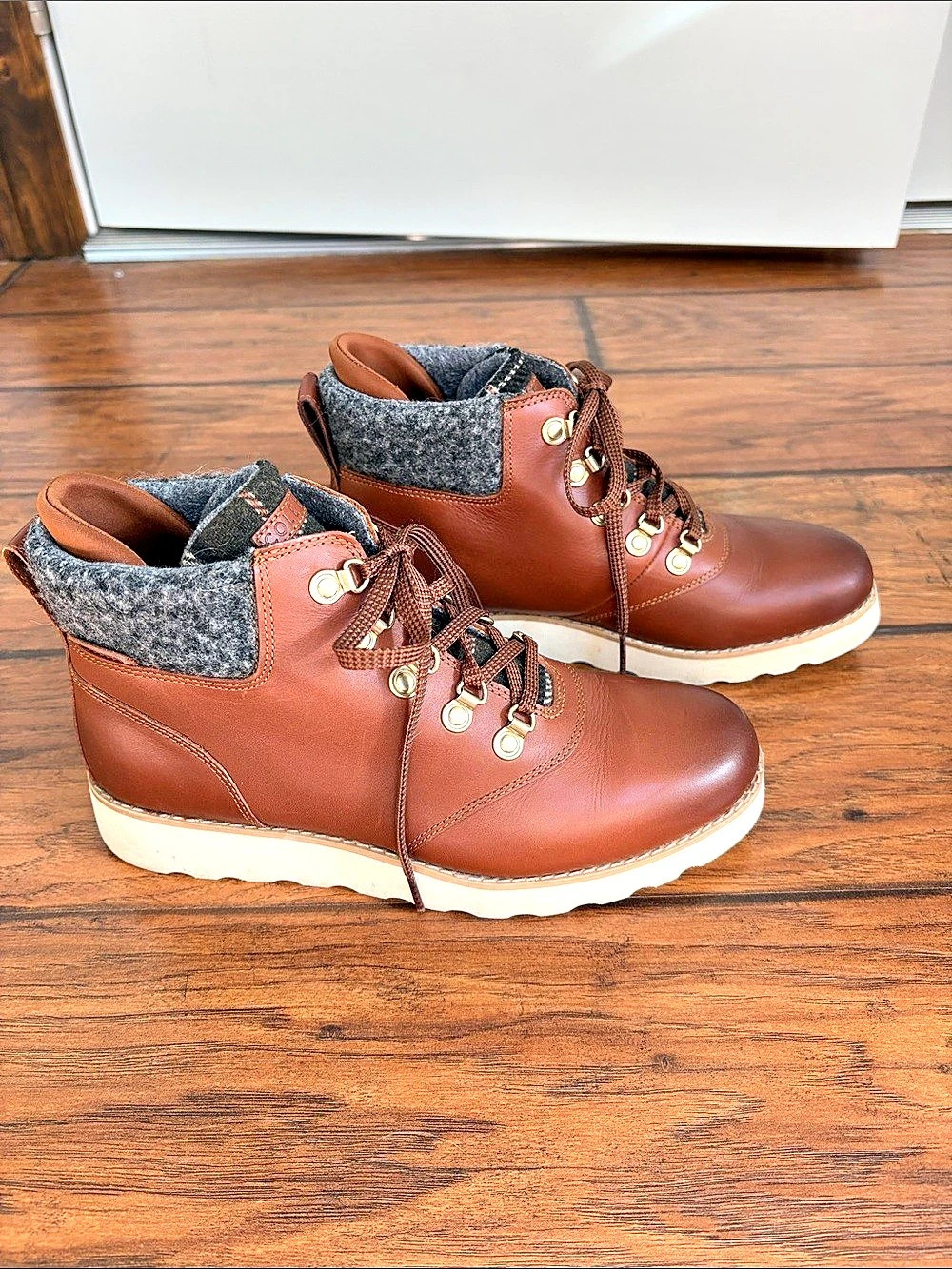 Cole Haan Brown leather Lace-Up Winter Boots